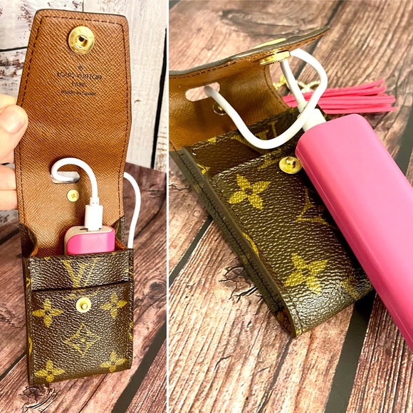 Louis Vuitton Pouch Keychain power bank - Picture 7 of 10
